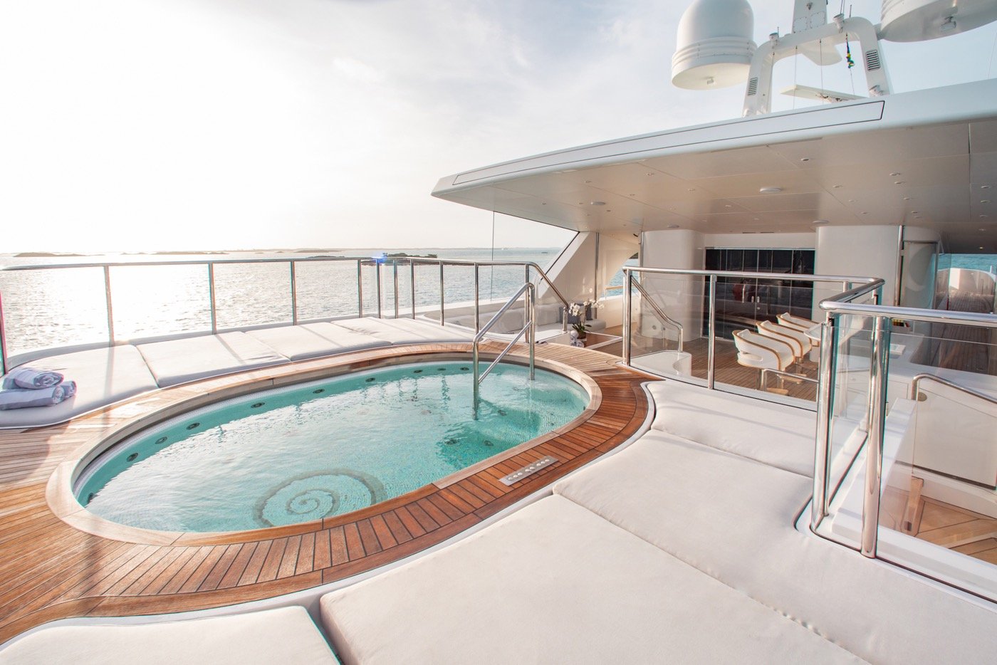 contact-yachts-moca_0027