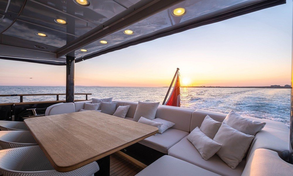 goldenyachting_arka1-jpg-K3v-Kopya