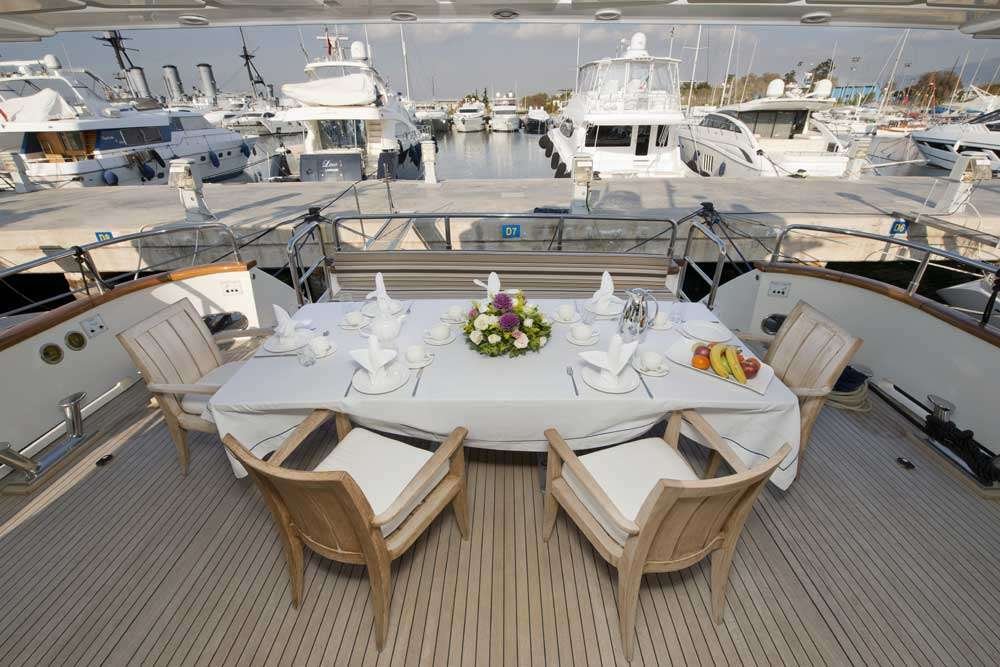 5770brochure4