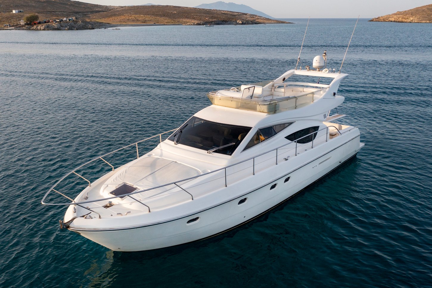 FERRETTI 46