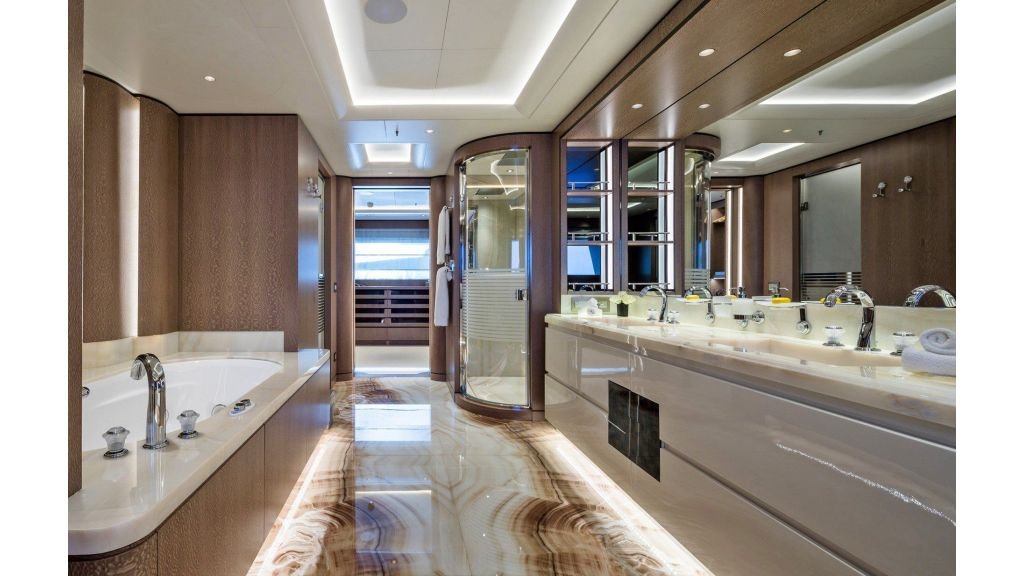 O’Pari Super Yacht,