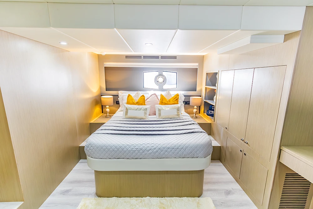 52ft Bedroom