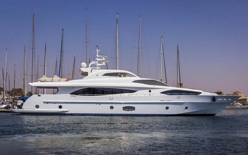 Majesty 121 Feet